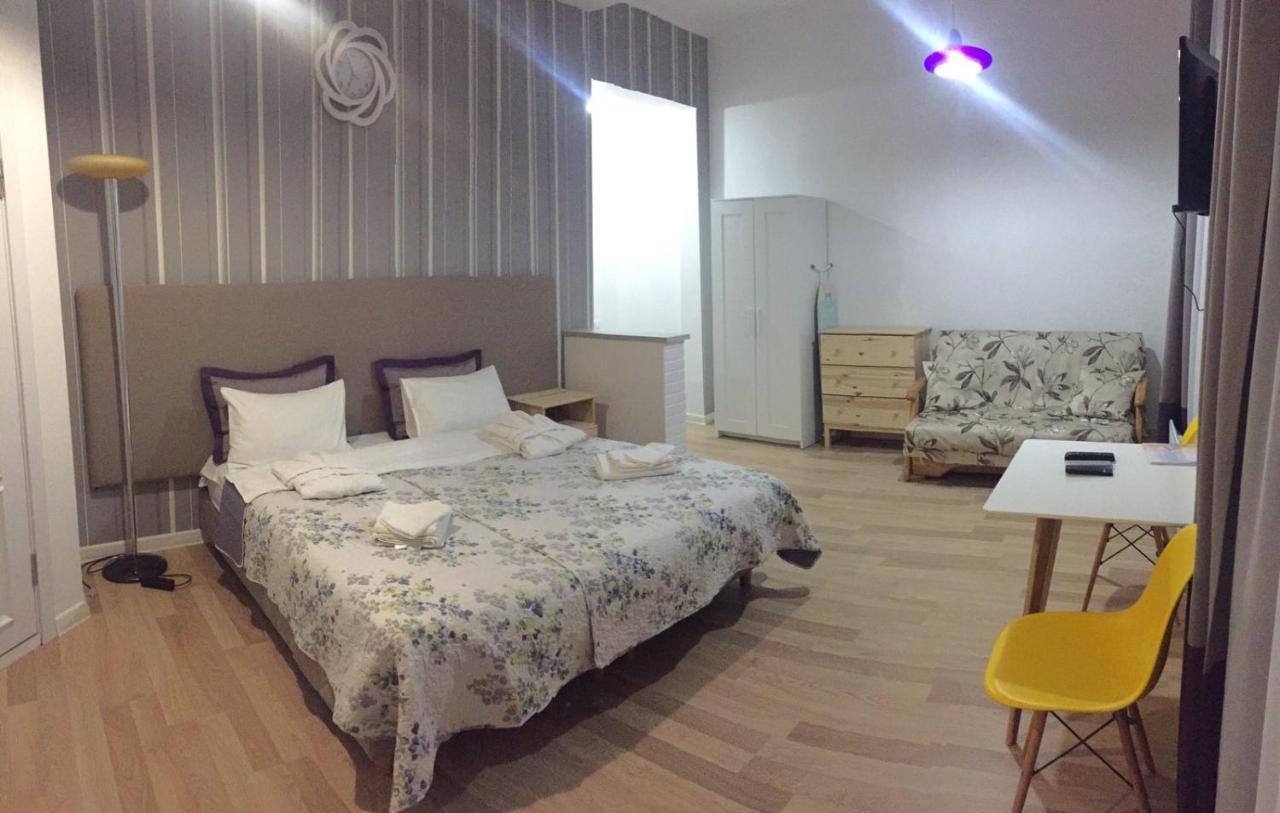 Apartment On Sumskaya No Smoking Kharkiv Exterior photo